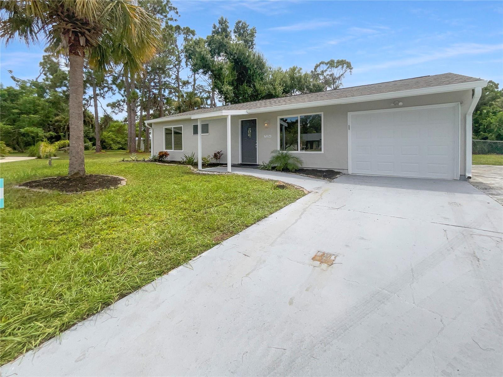 Belcrest Ct, North Port, FL 34287