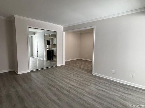 11-250 E Thirteen Mile Road, Madison Heights, MI, 48071 | Card Image