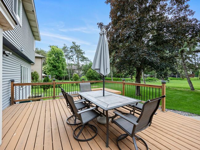 Beautiful Back Deck | Image 48
