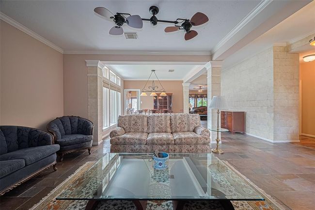 15014 Redbud Leaf Ln, House other with 4 bedrooms, 2 bathrooms and 3 parking in Cypress TX | Image 7