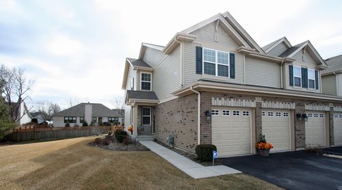 2084 Canyon Creek Ct, Aurora, IL, 60503-4929 | Card Image
