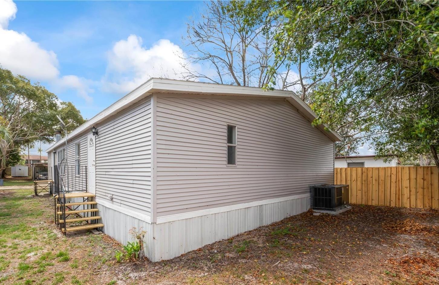 Orient Ave, Zephyrhills, FL 33542