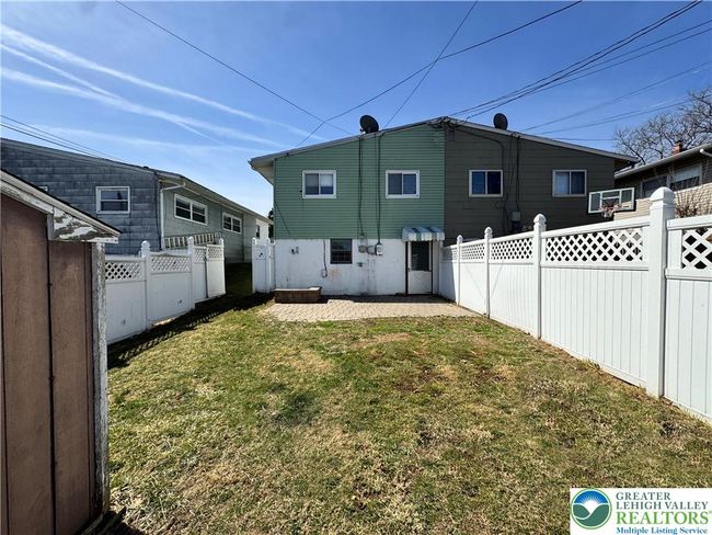 909 Genesee St, House other with 3 bedrooms, 1 bathrooms and null parking in Allentown PA | Image 20