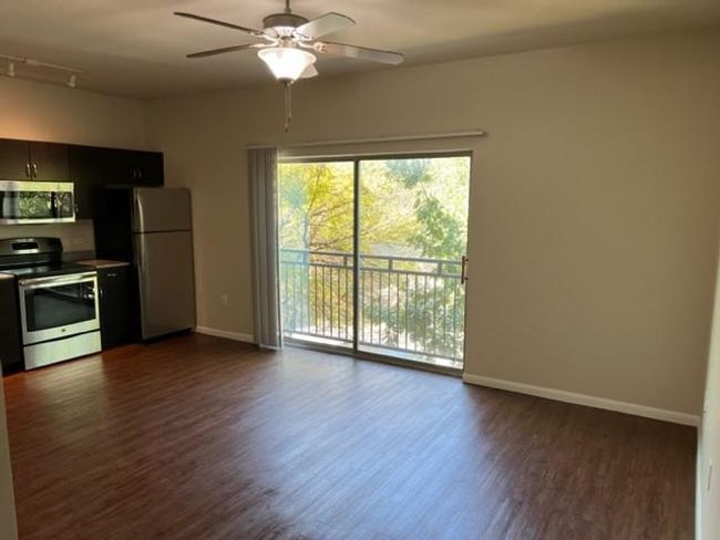 APT-206 - 1401 E 4 Th St, Condo with 1 bedrooms, 1 bathrooms and 1 parking in Austin TX | Image 5