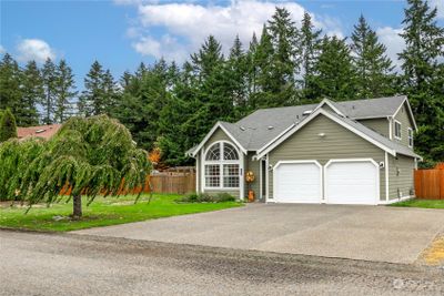 22409 129th Avenue Ct E, House other with 4 bedrooms, 2 bathrooms and 2 parking in Graham WA | Image 2