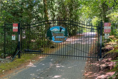 3 Sulphur Springs Ln, Bremerton, WA, 98310 | Card Image