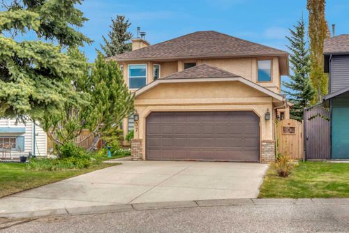 37 Shawbrooke Bay Sw, Calgary, AB, T2Y3A1 | Card Image