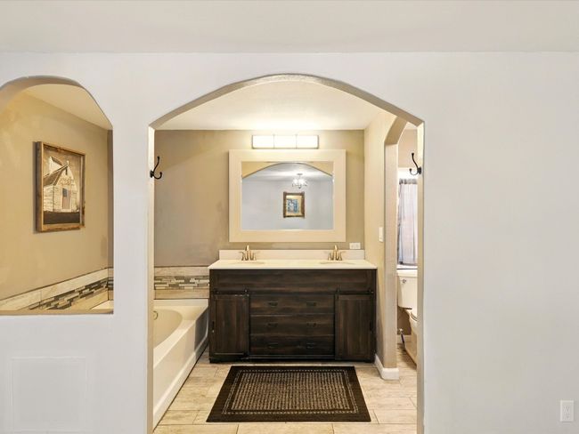 35 Walnut Trail, House other with 4 bedrooms, 3 bathrooms and 2 parking in Velarde NM | Image 15