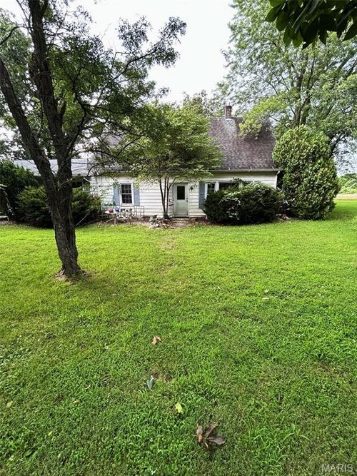 5139 Pike 427, Middletown, MO, 63359-2212 | Card Image