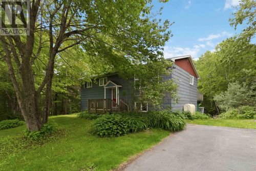 2856 Beaver Bank Rd, Beaver Bank, NS, B4G1E6 | Card Image