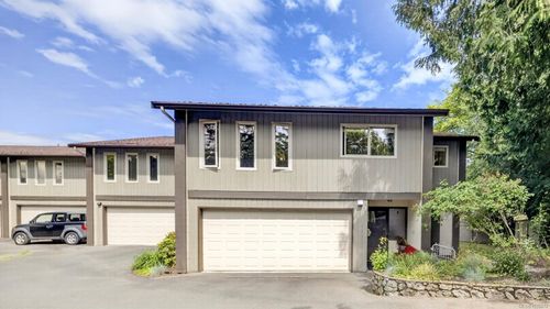1-946 Selkirk Ave, Esquimalt, BC, V9A2V1 | Card Image