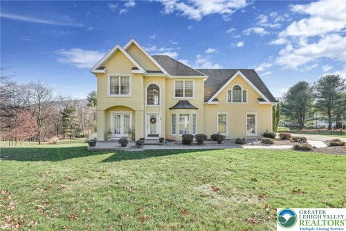 6 Jackson Rd, POTTSVILLE, PA, 17901-8827 | Card Image