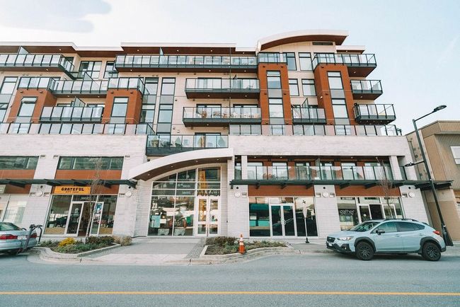 302 - 38033 Second Avenue, Condo with 1 bedrooms, 1 bathrooms and null parking in Squamish BC | Image 1