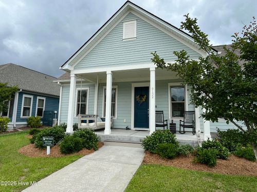 9132 Village Lake Dr Sw, Calabash, NC, 28467-7401 | Card Image