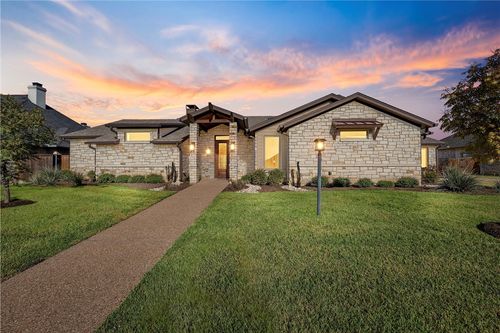 313 Stone Manor Dr, McGregor, TX, 76657-3909 | Card Image