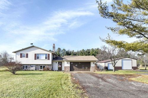 13830 Baumhart Rd, Oberlin, OH, 44074-9671 | Card Image