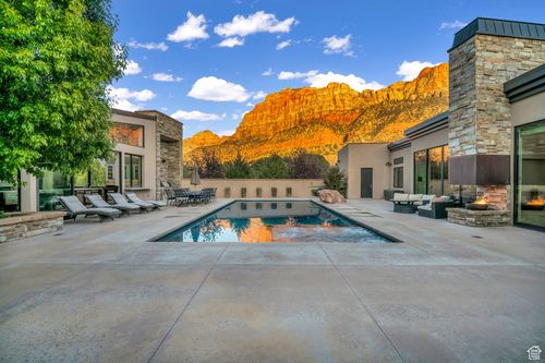 1203 Canyon Springs Rd, Springdale, UT, 84767-7727 | Card Image