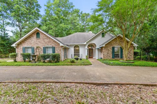 7635 Fairway Dr, Diamondhead, MS, 39525-3370 | Card Image