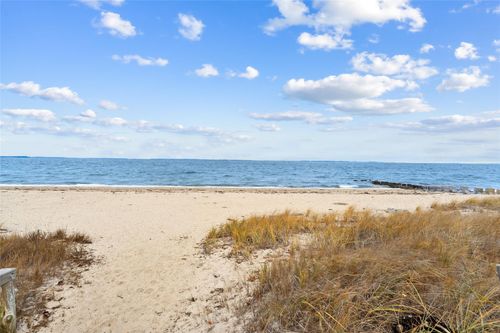 34 Underwood Dr, East Hampton, NY, 11937-1445 | Card Image