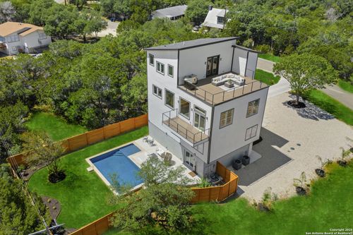 3140 Westview Dr, Canyon Lake, TX, 78133-4414 | Card Image