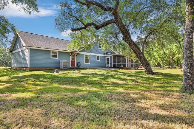20418 Deer Run Rd, House other with 4 bedrooms, 3 bathrooms and 2 parking in Damon TX | Image 33