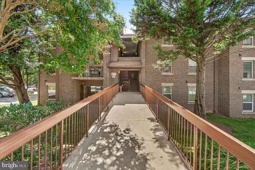 apt-101-18420 Guildberry Dr, GAITHERSBURG, MD, 20879-5358 | Card Image