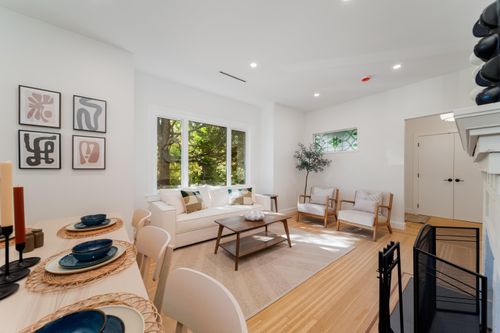 2280 Blenheim St, Vancouver, BC, V6K4J3 | Card Image