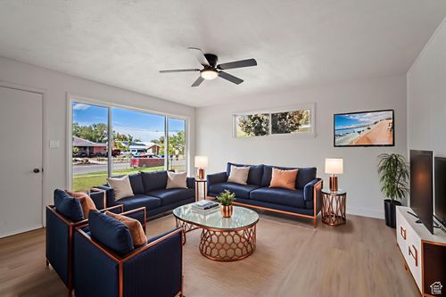 1118 N 1400 W, Salt Lake City, UT, 84116-1639 | Card Image
