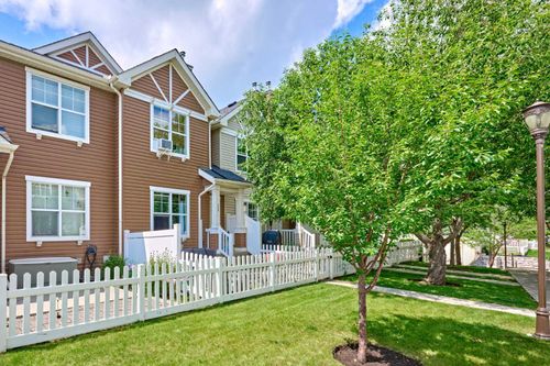 225 Elgin Gdns Se, Calgary, AB, T2Z4T6 | Card Image
