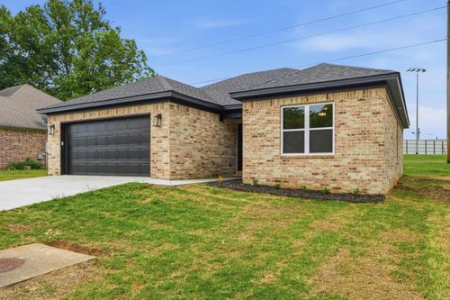 106 Parkway Ave, Morrilton, AR, 72110-1576 | Card Image