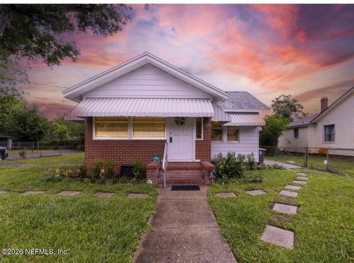 325 Chestnut Drive, Jacksonville, FL, 32208 | Card Image