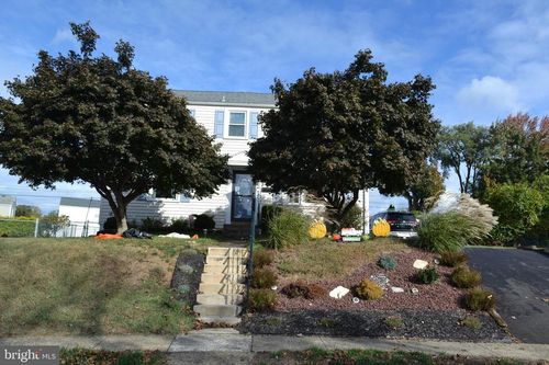 107 Edgar Ave, ASTON, PA, 19014-2703 | Card Image