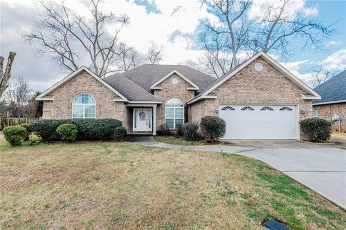 214 Cheshire Dr, Warner Robins, GA, 31088-1122 | Card Image