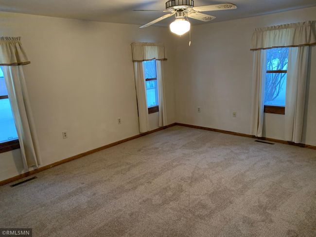 Living Room | Image 9