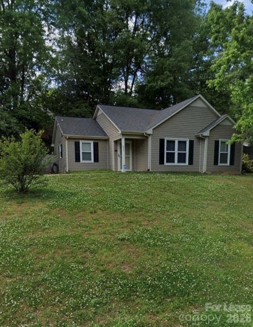 221 Auten Cir, Mount Holly, NC, 28120-1901 | Card Image