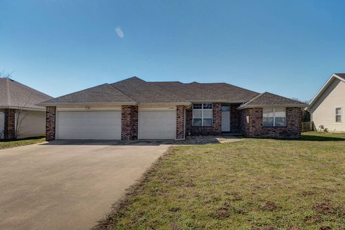 2782 W Lasalle St, Springfield, MO, 65807-8725 | Card Image