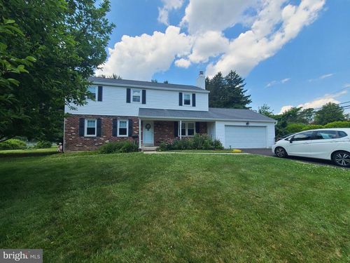 2105 Hemlock Rd, West Norriton, PA, 19403-3129 | Card Image