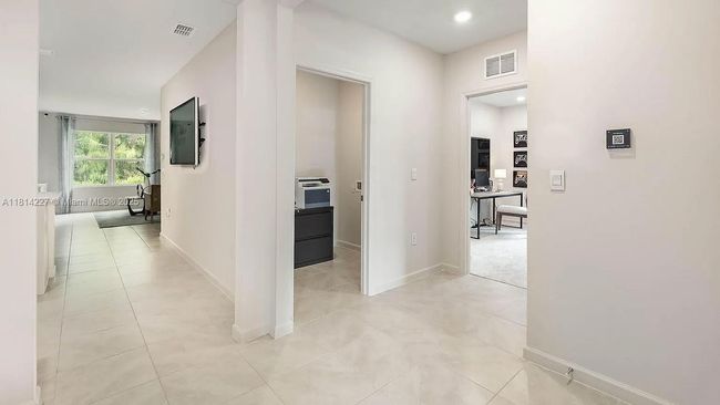 0 - 1408 Sw California Blvd, House other with 4 bedrooms, 2 bathrooms and null parking in Port St. Lucie FL | Image 8