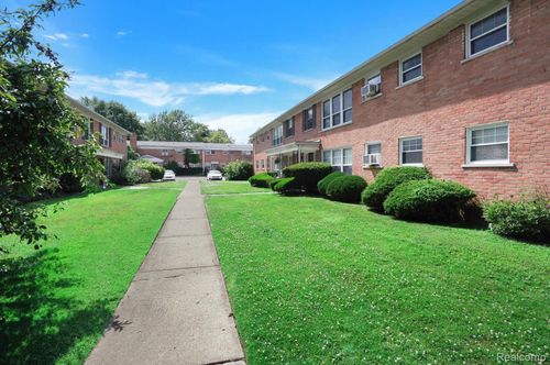apt-3-3225 Benjamin Ave, Royal Oak, MI, 48073-3065 | Card Image