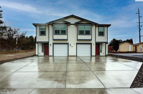 3513 W 7th Ave, Kennewick, WA, 99336-4644 | Card Image