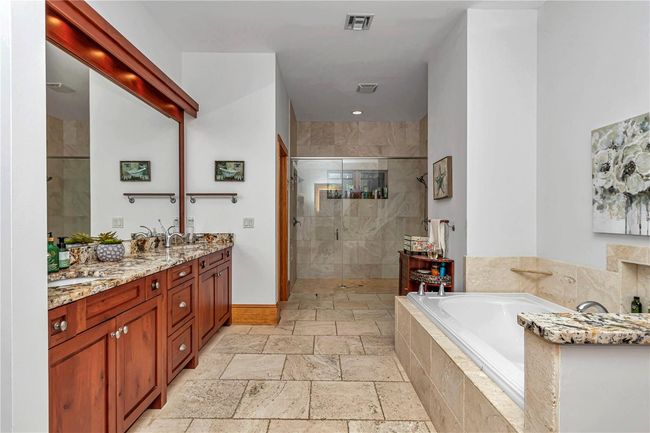 7000 Nw Highway 320, House other with 6 bedrooms, 6 bathrooms and null parking in Micanopy FL | Image 56