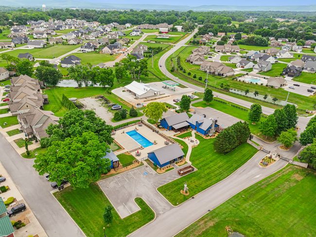 146 Island Way, Townhouse with 4 bedrooms, 3 bathrooms and 2 parking in Winchester TN | Image 40