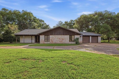 1223 N Broadway, China, TX, 77613 | Card Image