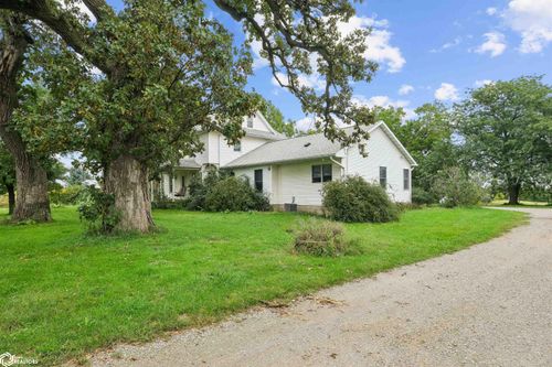 4351 32nd Street, Grinnell, IA, 50112 | Card Image