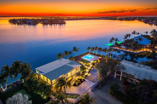 17015 Wahoo Ln, Sugarloaf Key, FL, 33042-3627 | Card Image