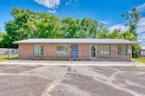 103 Hall Ave, Nashville, GA, 31639-1413 | Card Image