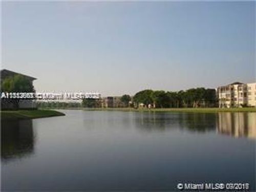 apt-407-9235 Lagoon Pl, Davie, FL, 33324-6729 | Card Image