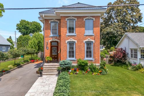 26 Centre St, Picton, ON, K0K2T0 | Card Image
