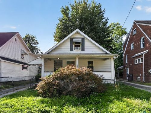 36 W Heights Ave, Youngstown, OH, 44509-2311 | Card Image
