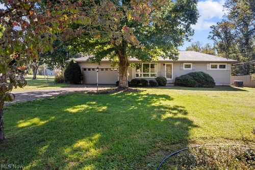 11363 Dupont Rd, Washington, WV, 26181-3612 | Card Image